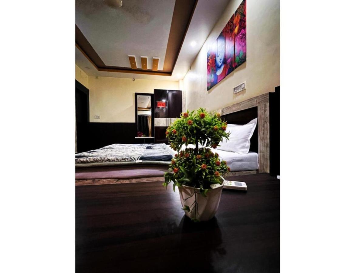 Hotel Preeti,Lalitpur Esterno foto